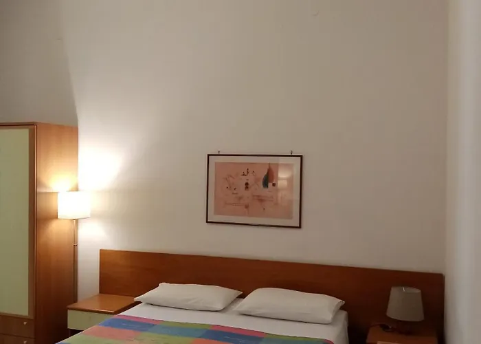 Otel Ariston Petit 2*