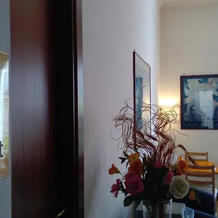 Ariston Petit ホテル