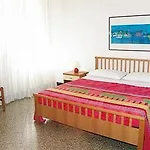 Hotel Ariston Petit 2*