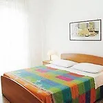 Hotel Ariston Petit