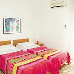 Hotel Ariston Petit