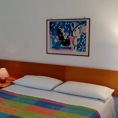 Hotel Ariston Petit 2*