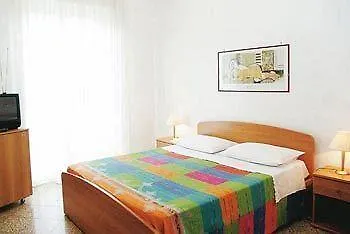Hotel Ariston Petit